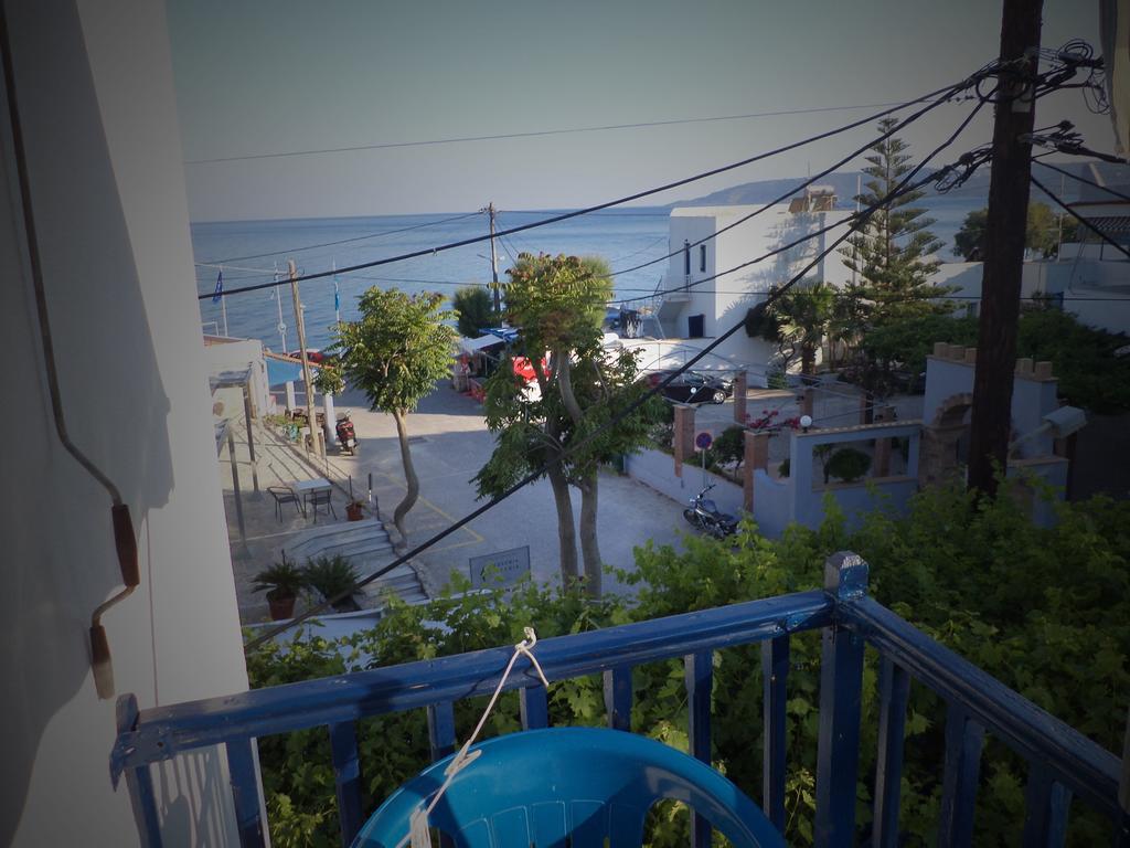 To Kamari Apartment Paralia Agias Foteinis Room photo