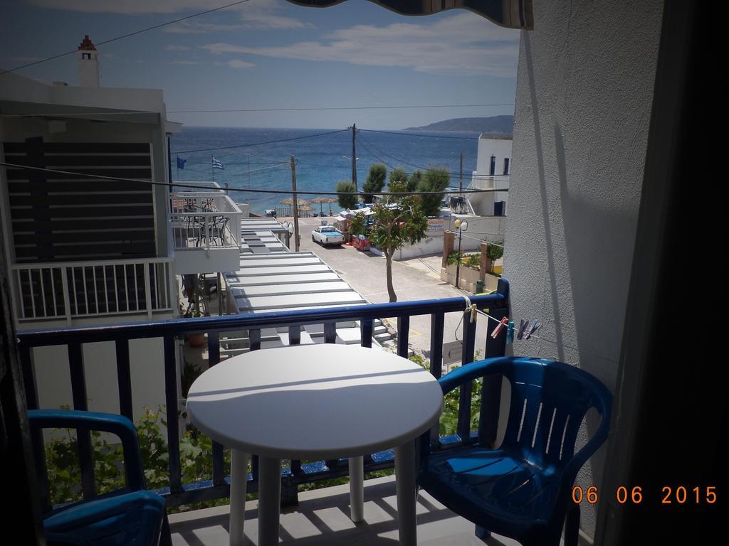 To Kamari Apartment Paralia Agias Foteinis Room photo