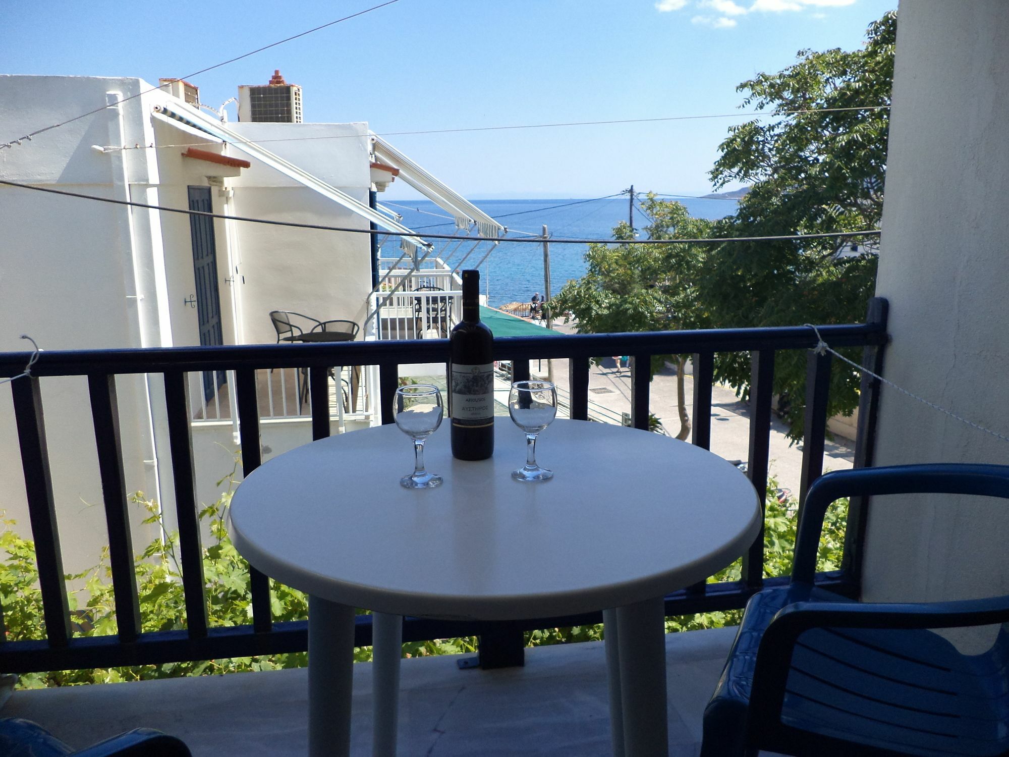 To Kamari Apartment Paralia Agias Foteinis Exterior photo